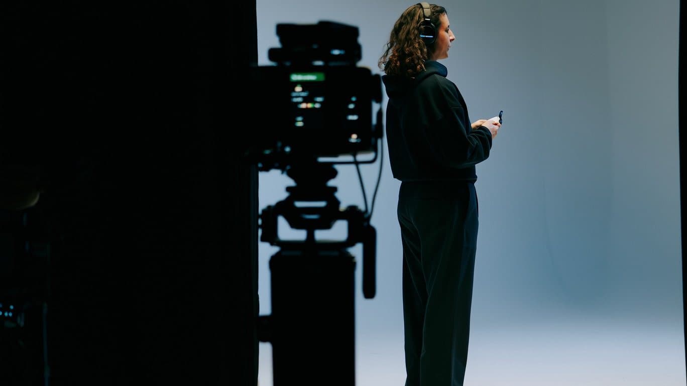 Turn any subject into a video